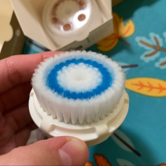 π 2pk DEEP PORE Clarisonic cleansing brushes - Picture 10 of 16